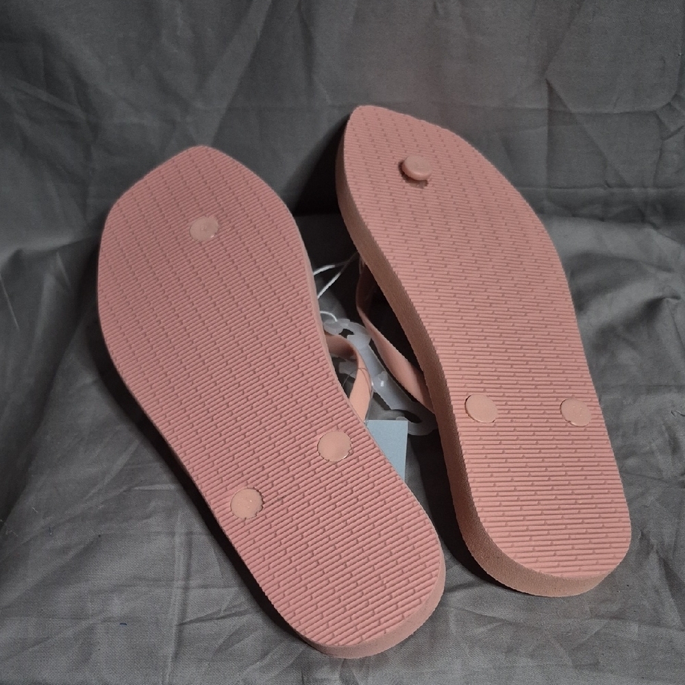 Shade & Shore Pink Sandals with Heart Accent - Picture 4 of 4